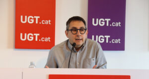 La UGT alerta que el temps “regalat” a les empreses fent hores de més és superior al perdut per malaltia