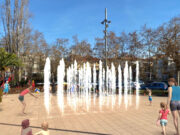 Inici de la transformació de la plaça de la Pau a Cerdanyola del Vallès