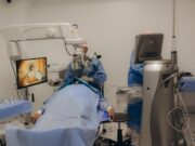 Tot el que has de saber abans d’operar-te de miopia, astigmatisme o hipermetropia