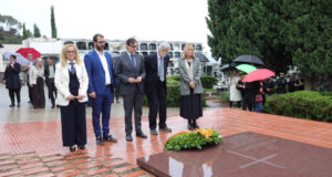La Diputació de Barcelona reafirma el seu compromís amb el llegat de Josep Tarradellas amb la rehabilitació de la seva tomba a Cervelló